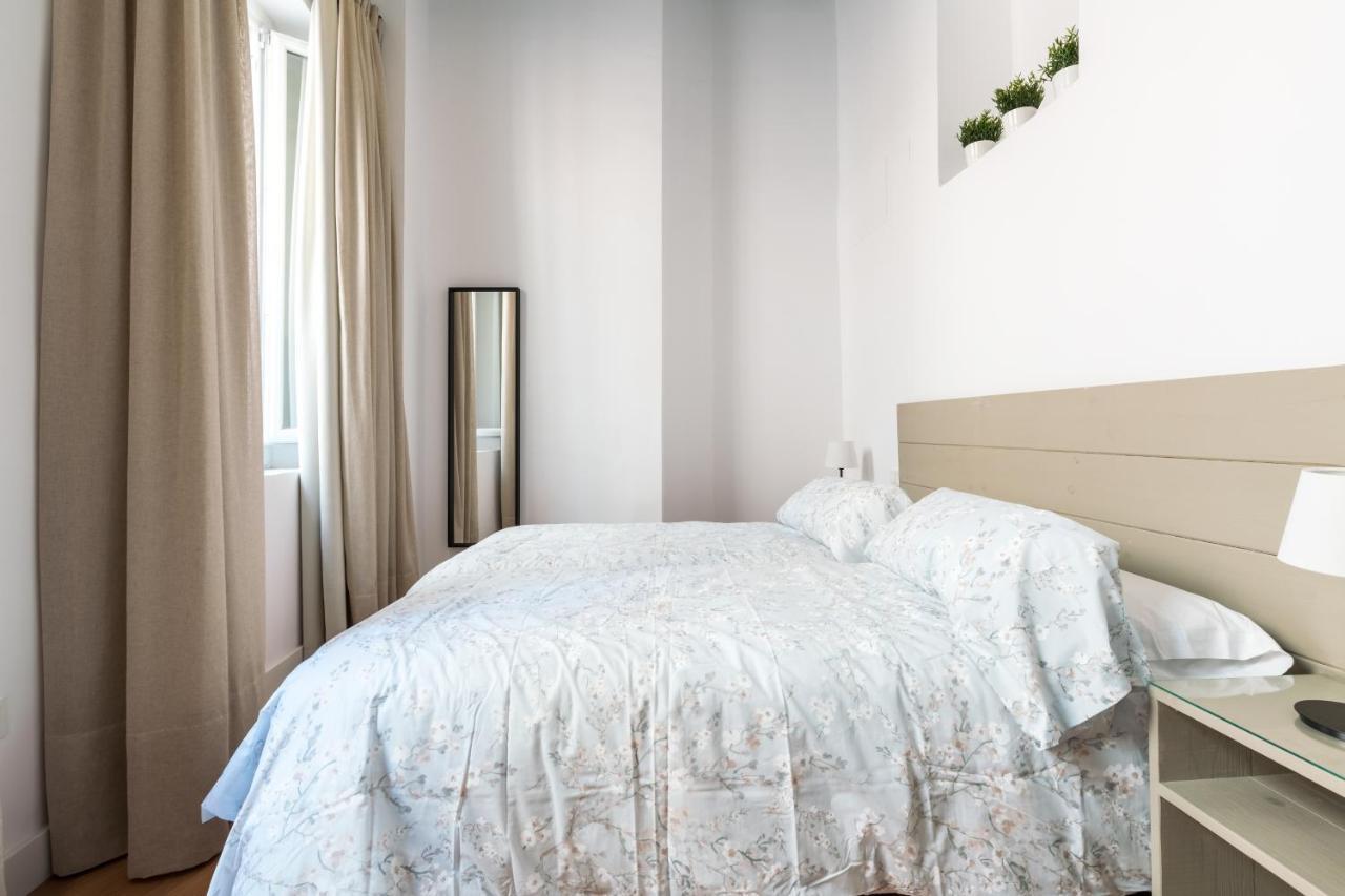 Apartamentos Leoncillos Sevilla Dış mekan fotoğraf