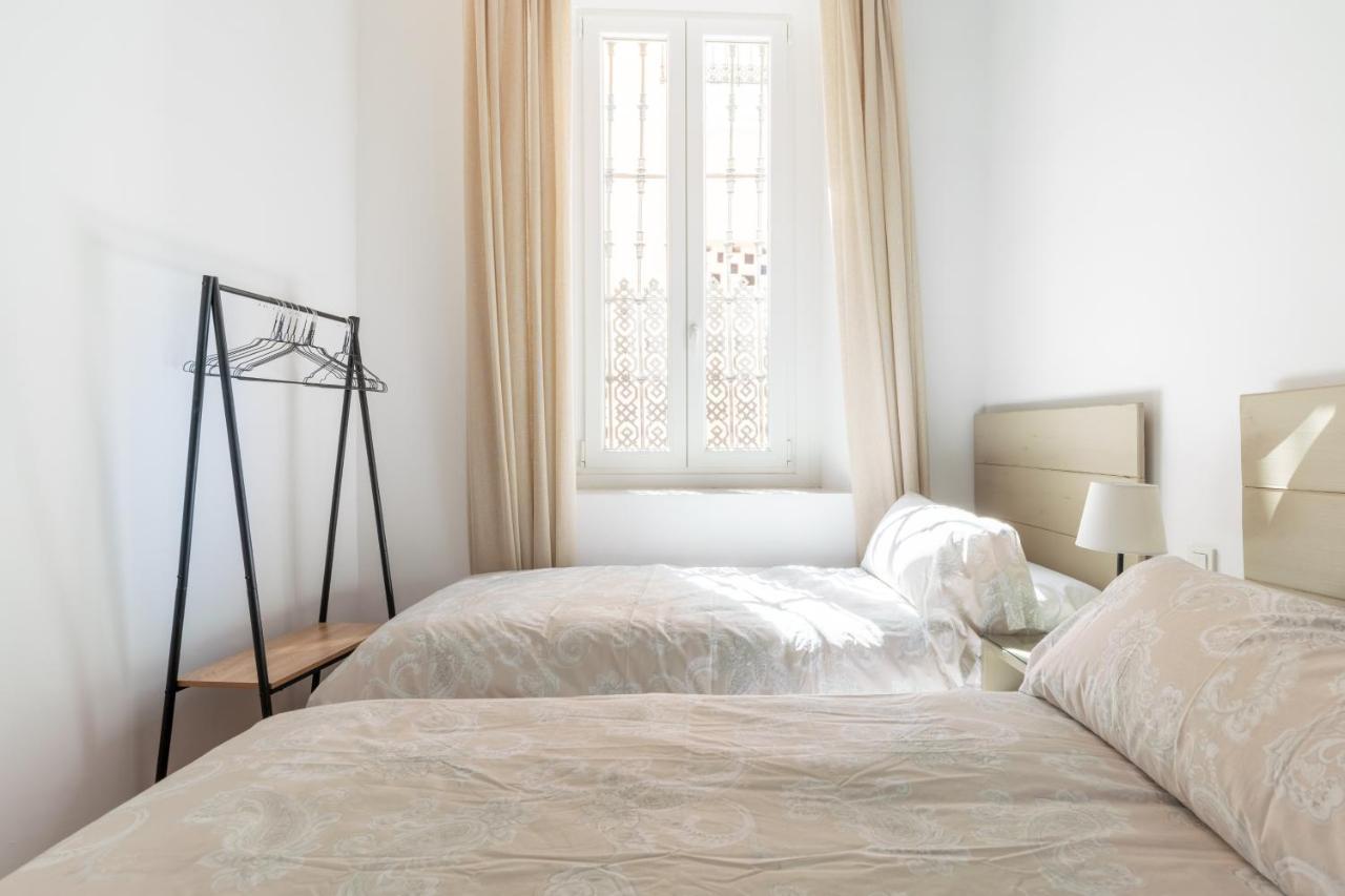 Apartamentos Leoncillos Sevilla Dış mekan fotoğraf